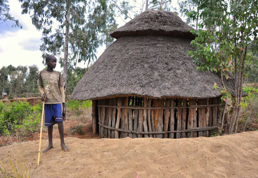 Konso_Tribe,_Ethiopia_(8093510511)