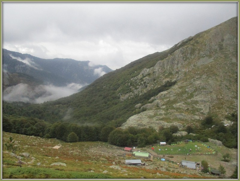 Рефьюж остался где-то там внизу...