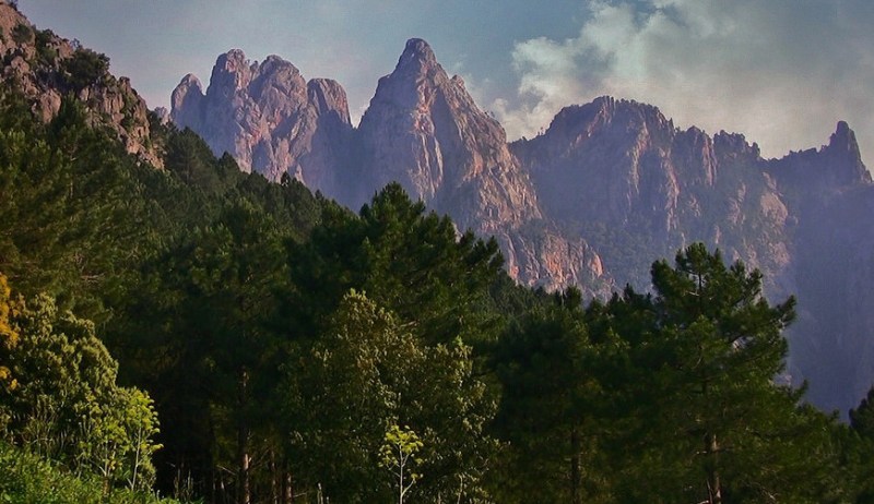 Вид с перевала Ларон.