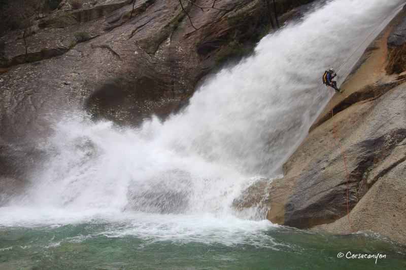 15578114_1228904823868159_6277232236009114867_o-1