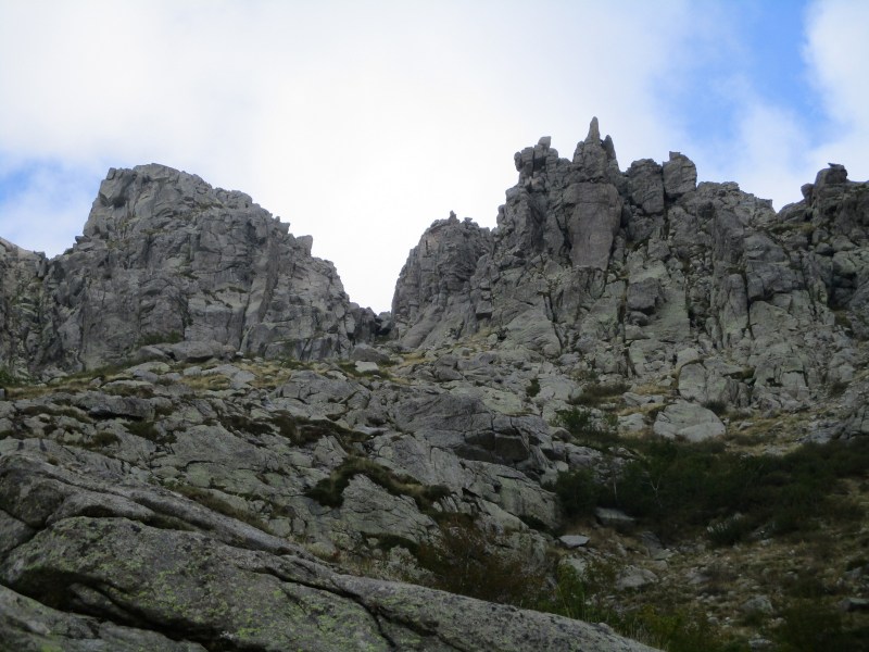 Оттуда мы идём.