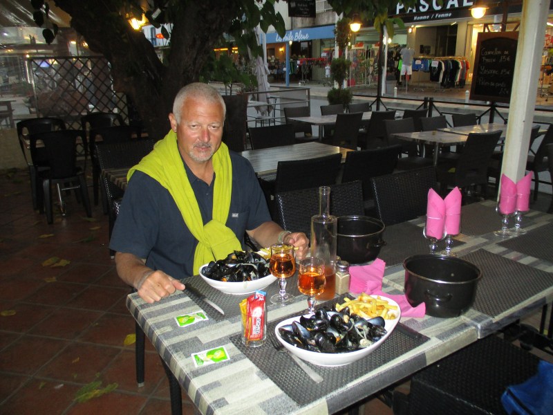 Так подали мидии нам. Разочарование.